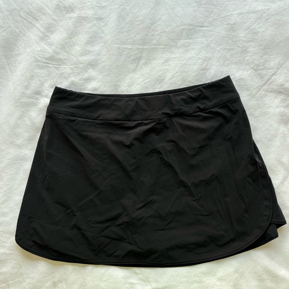Black OV Tennis Skort
